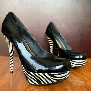 Bamboo Black/Zebra Print Heels
